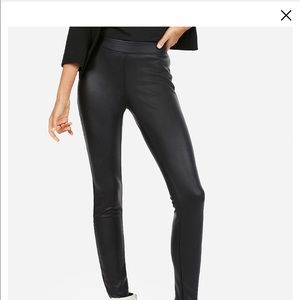 Express size M faux leather leggings